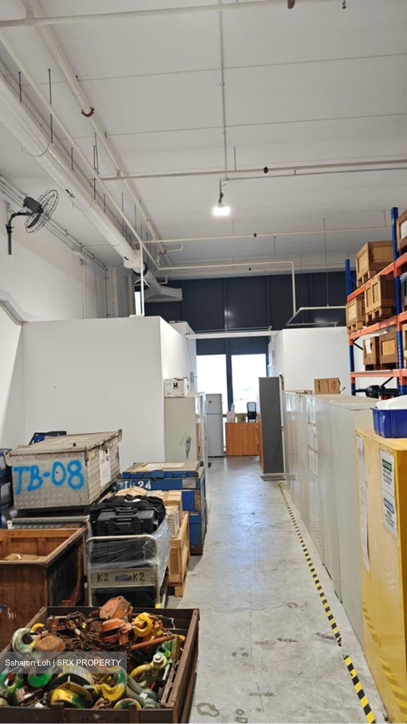 REVV (D22), Factory #610514221
